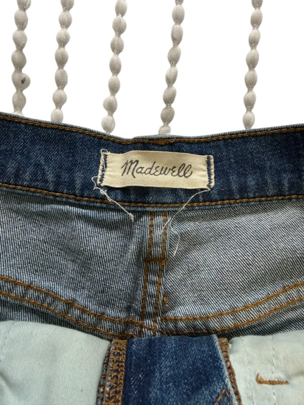 Madewell high rise Denim Shorts size 26 - Picture 2 of 4